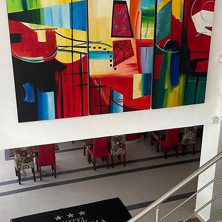 Hotel Juan Maria Tuluá Kültér fotó