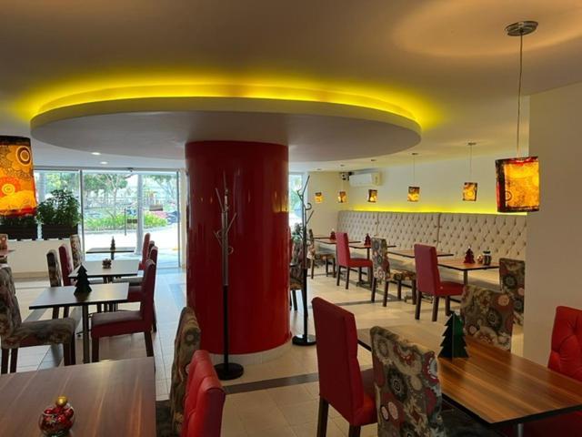 Hotel Juan Maria Tuluá Kültér fotó