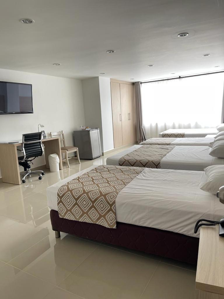 Hotel Juan Maria Tuluá Kültér fotó