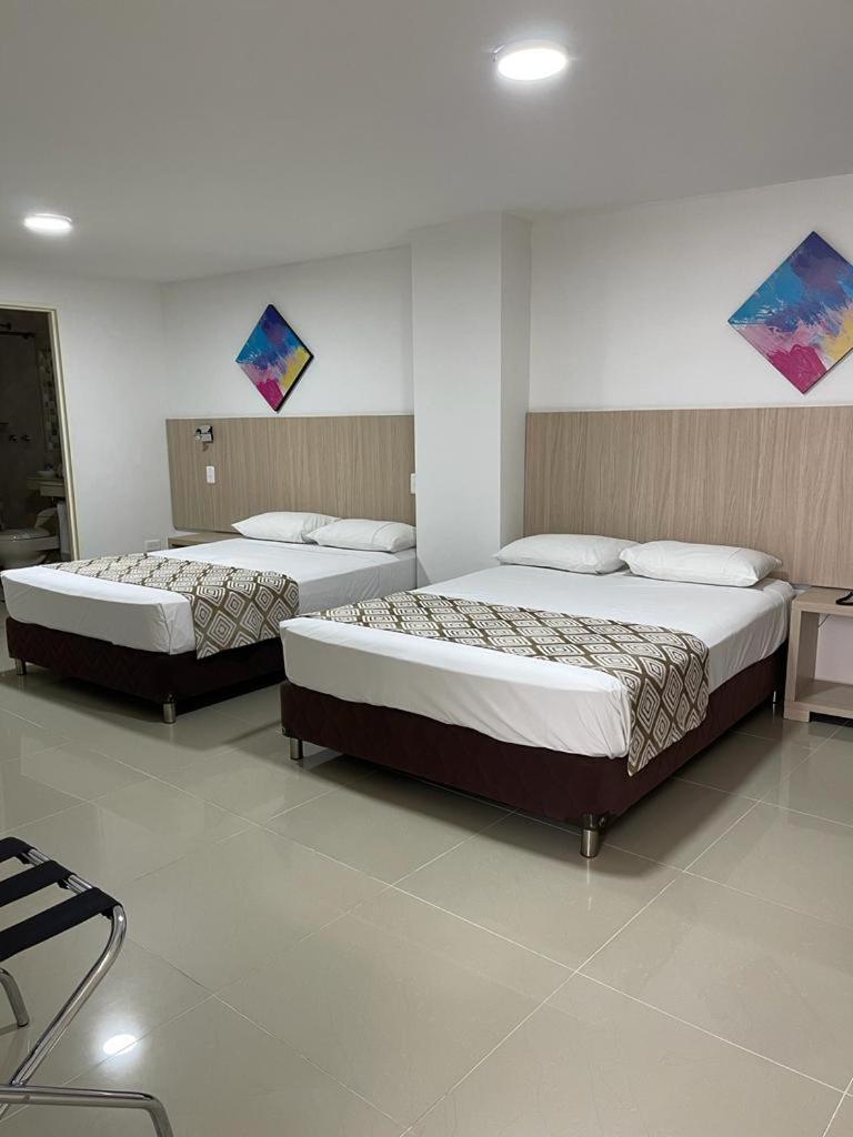Hotel Juan Maria Tuluá Kültér fotó