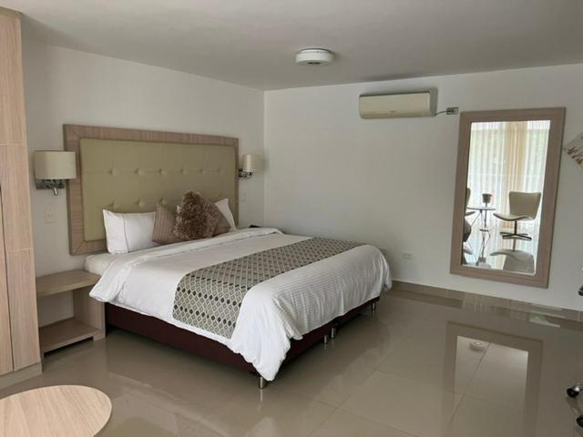 Hotel Juan Maria Tuluá Kültér fotó
