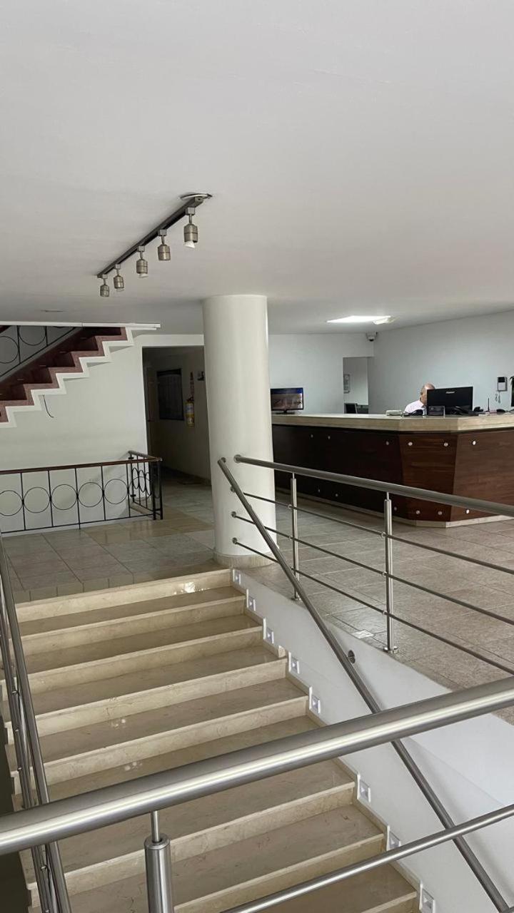 Hotel Juan Maria Tuluá Kültér fotó